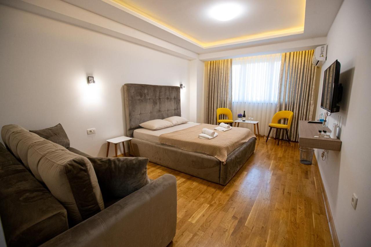 Queens Central Apartments Ohrid Luaran gambar