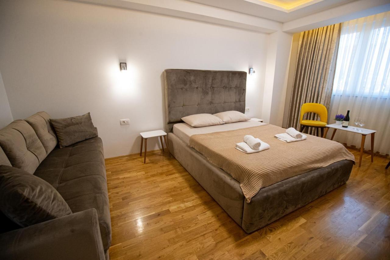 Queens Central Apartments Ohrid Luaran gambar